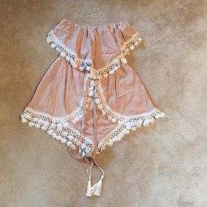 36.5 Tan & White Pom Pom Romper Size L